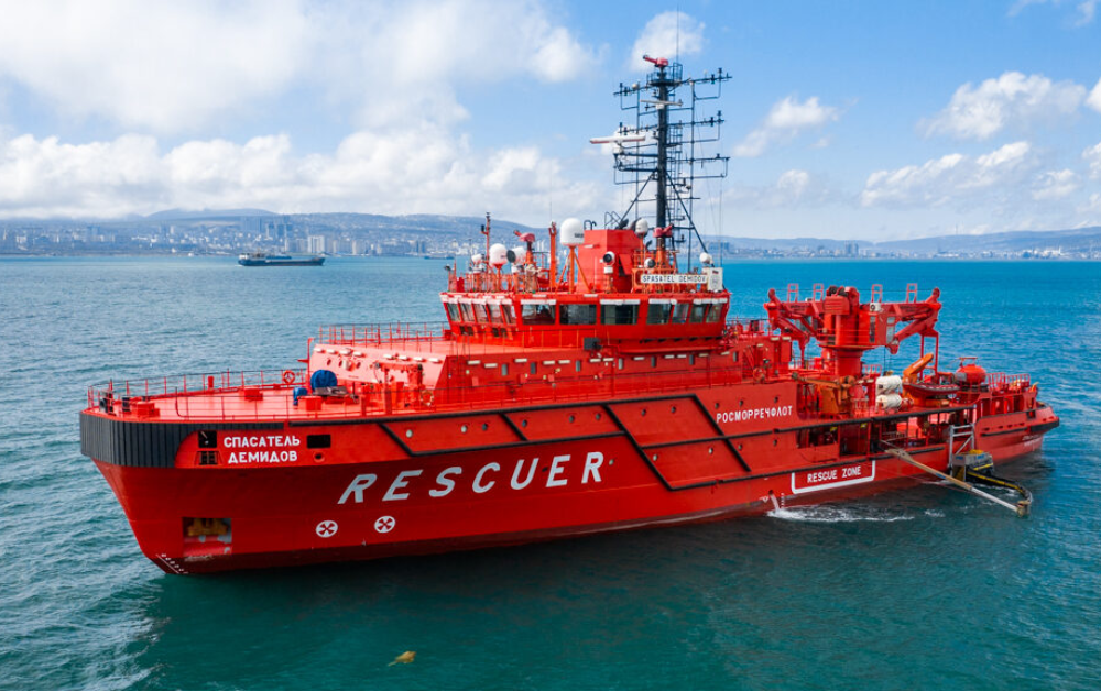 Nave di salvataggio colpita